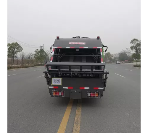 Isuzu 4*2 3-тонный