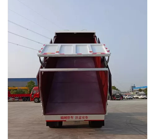 Компрессионный стыковочный мусоросборник Dongfeng 4*2