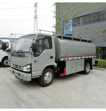 Японский бренд ISUZU 4x2 5000L Мини Топливозаправщик