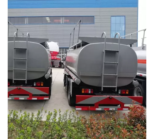Японский бренд ISUZU 4x2 5000L Мини Топливозаправщик