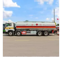 Howo 8x4 Топливный бак Грузовик 30000L