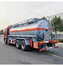 HOWO 8*4 HCL Химический грузовик для перевозки раствора кислоты натрия