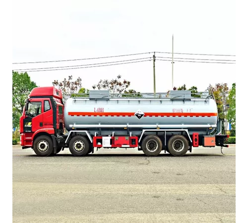 FAW 8*4 20-тонный прицеп-цистерна с серной кислотой H2SO4