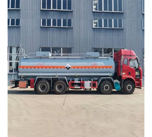 FAW 8*4 20-тонный прицеп-цистерна с серной кислотой H2SO4