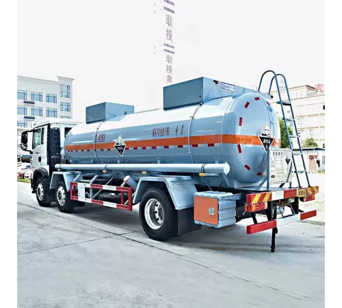 Цистерна для химикатов SINOTRUK 6*2 (нержавеющая сталь)