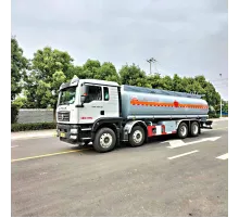 SINOTRUK 8*4 24м3 грузовик для перевозки легковоспламеняющихся жидкостей керосина