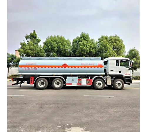 SINOTRUK 8*4 24м3 грузовик для перевозки легковоспламеняющихся жидкостей керосина