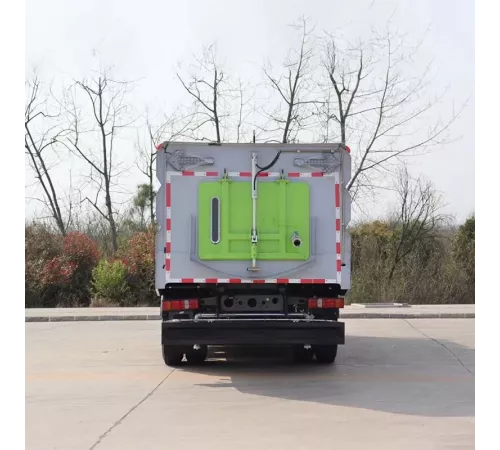 SINOTRUK высококачественная 4*2 подметально-моечная машина
