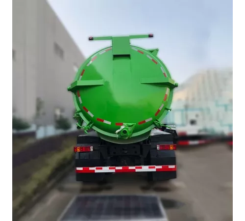 Sinotruk 8x4 20000L Ассенизационный вакуумный автомобиль