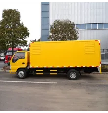 Небольшой грузовик Isuzu для аварийной генерации электроэнергии на открытом воздухе мощностью 50 кВт