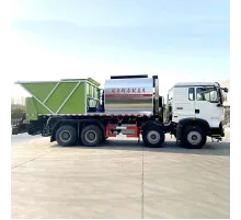 Асфальтовый синхронный грузовик для хранения щебня HOWO 8*4