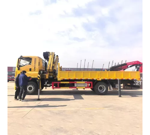 ISUZU 4X2 Грузовик с Краном-манипулятором на 12 тонн