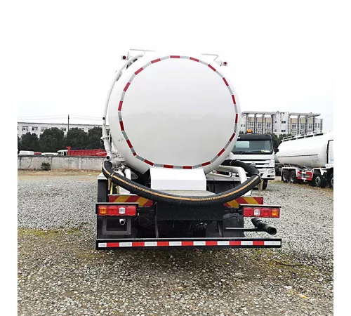 Прицеп-цементовоз SHACMAN 8*4 для использования на нефтяных месторождениях