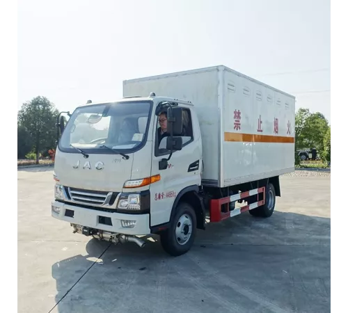 Автомобиль для перевозки опасных грузов и взрывчатых веществ JAC 4*2