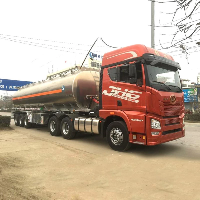 Semiremorcă cisternă benzină cu 3 axe, 49000L, țiței