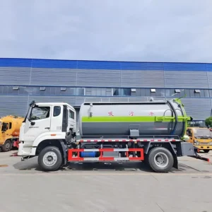 HOWO 12000-20000L Autovidanjă Canalizare Profesională