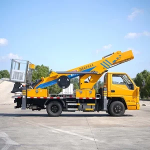 Autoturn HOWO Nacelă 22–30m Telecopică