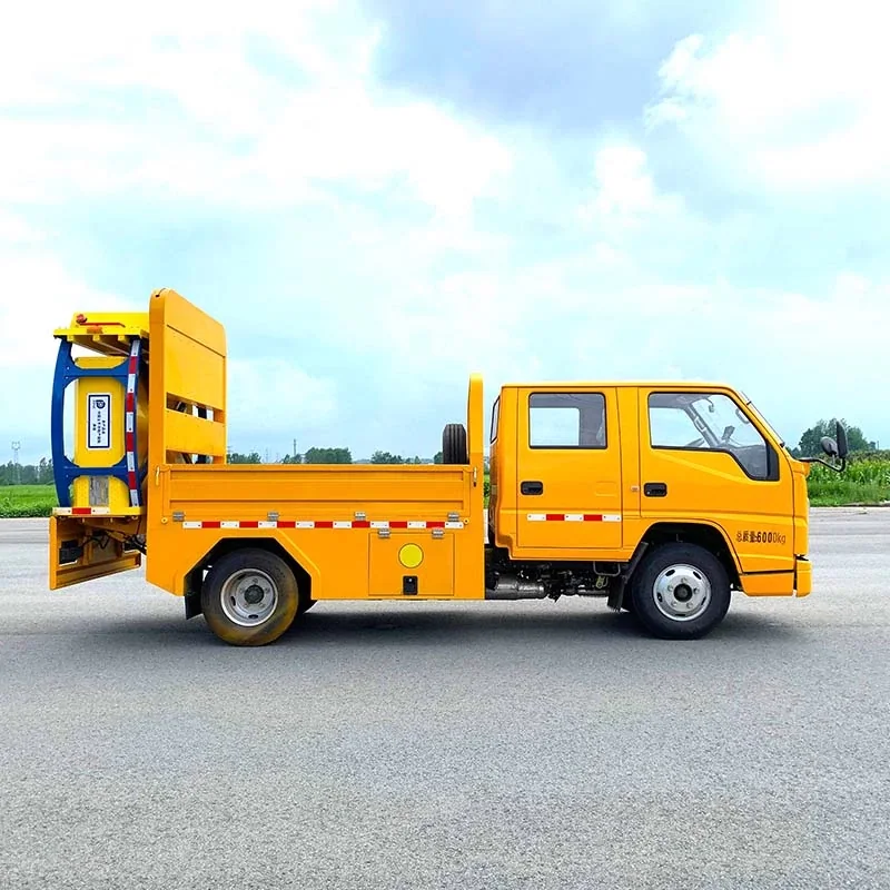 Camion tampon anti-coliziune JMC 4*2 (6 locuri) - imagine 4