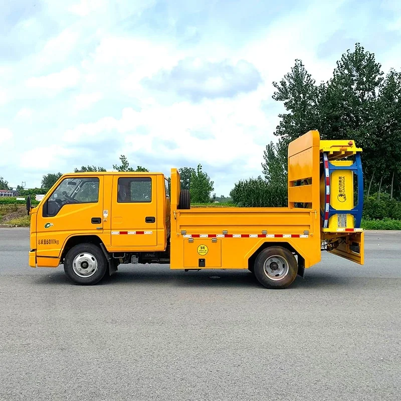 Camion tampon anti-coliziune JMC 4*2 (6 locuri) - imagine 5