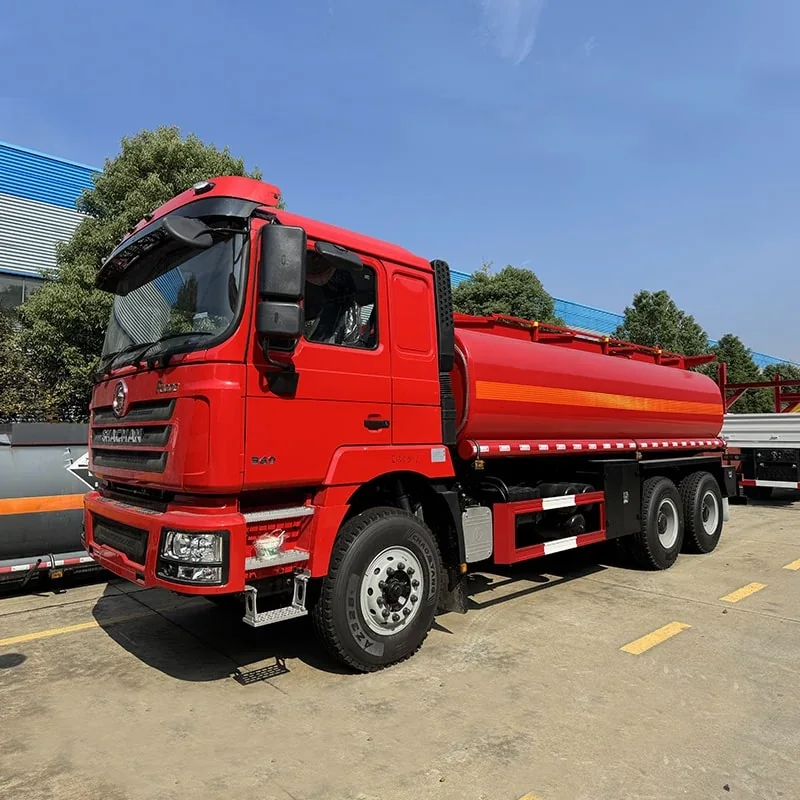 Shacman 6x4 20t Feed Tank Truck - Image 3